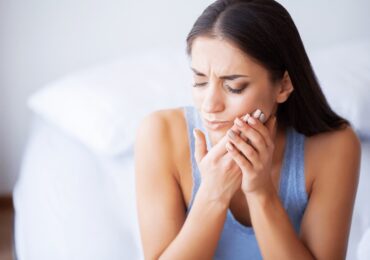 What To Do With An Infection After a Tooth Extraction?